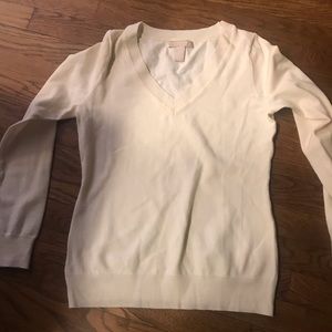 Banana Republic  xs ivory merino v sweater